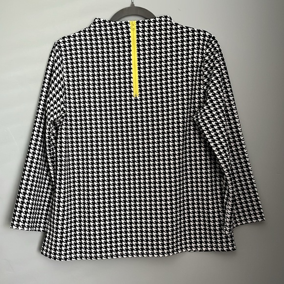 Melloday Houndstooth Top with Yellow accent Zipper, M - Picture 2 of 4